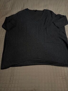 Kerisma V-Neck Dark Charcoal Oversized Knit Top